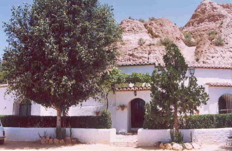 Cuevas Pedro Antonio De Alarcon Apartment Guadix Exterior photo